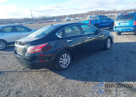 2015 Nissan Altima 2.5 S z USA, uszkodzony, nr VIN 1N4AL3APXFC450017
